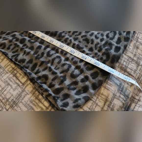 ❣️ Infinity Scarf ❣️BOGO - Picture 2 of 4